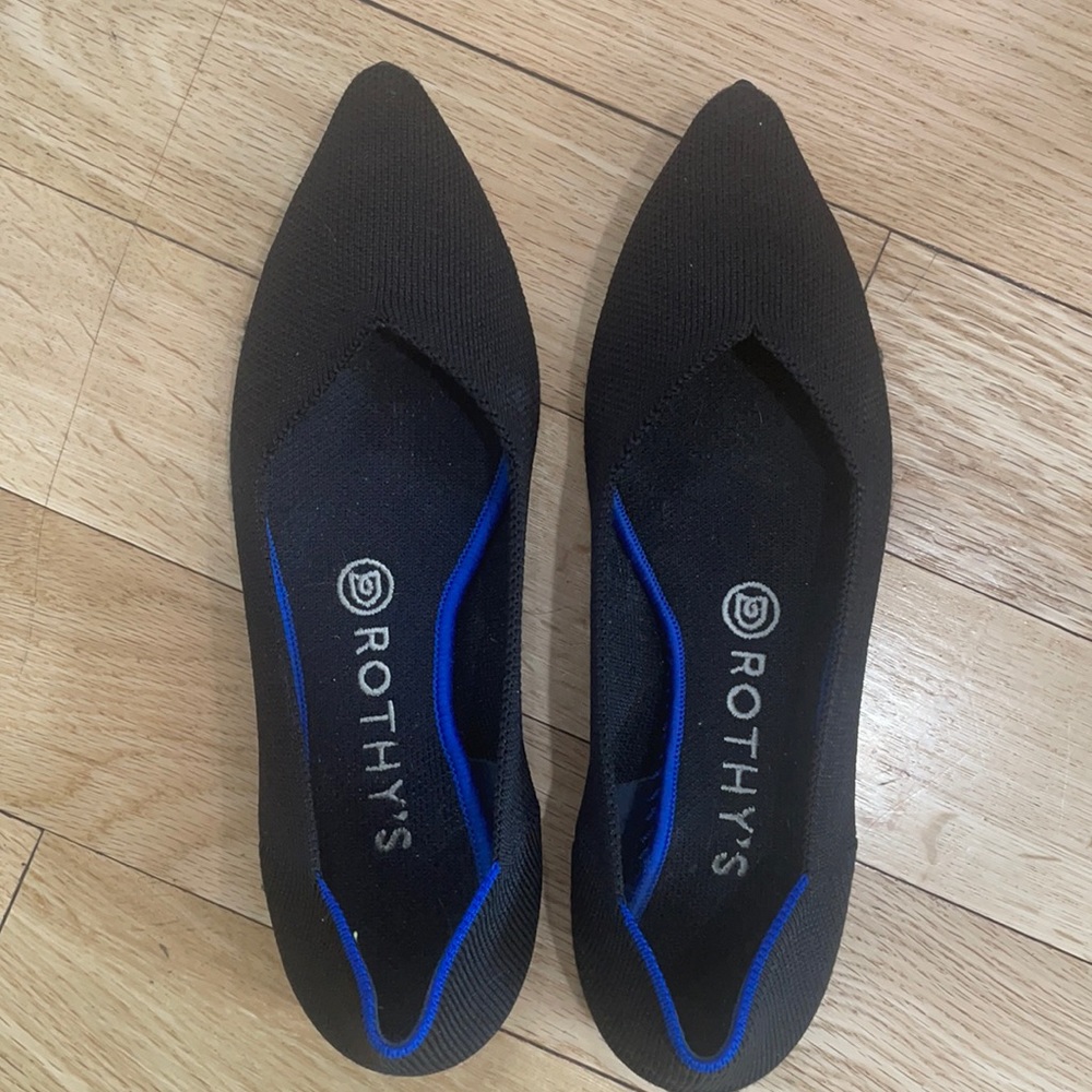 Rothy’s “The Point” shoes in black